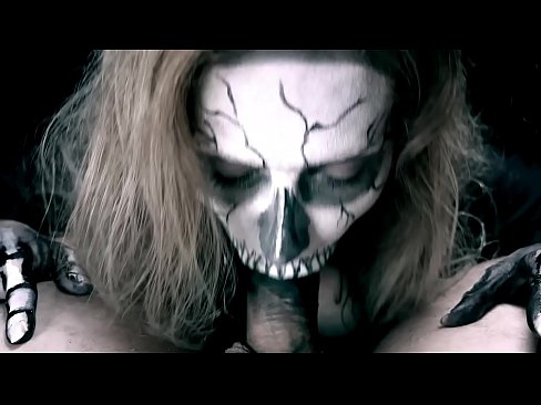 ❤️ Tfajla tad-dimostrazzjoni terda vit b'ħalqha iswed u tibla' cum. ❤️❌ Porno vk f'mt.pornoboden.ru ️❤